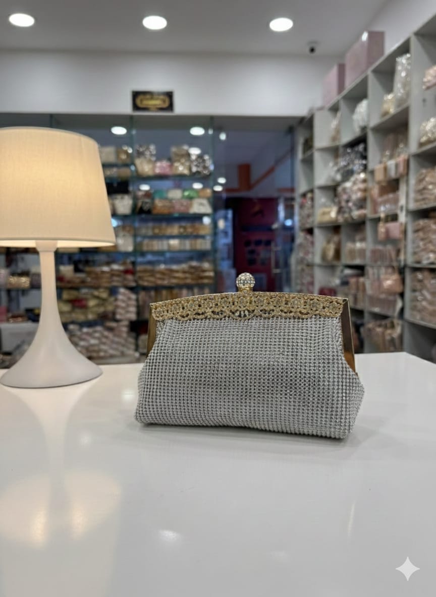 Bridle Fancy Clutch - Image 4